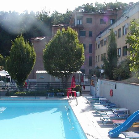 Hotel Tortorina Urbino Buitenkant foto
