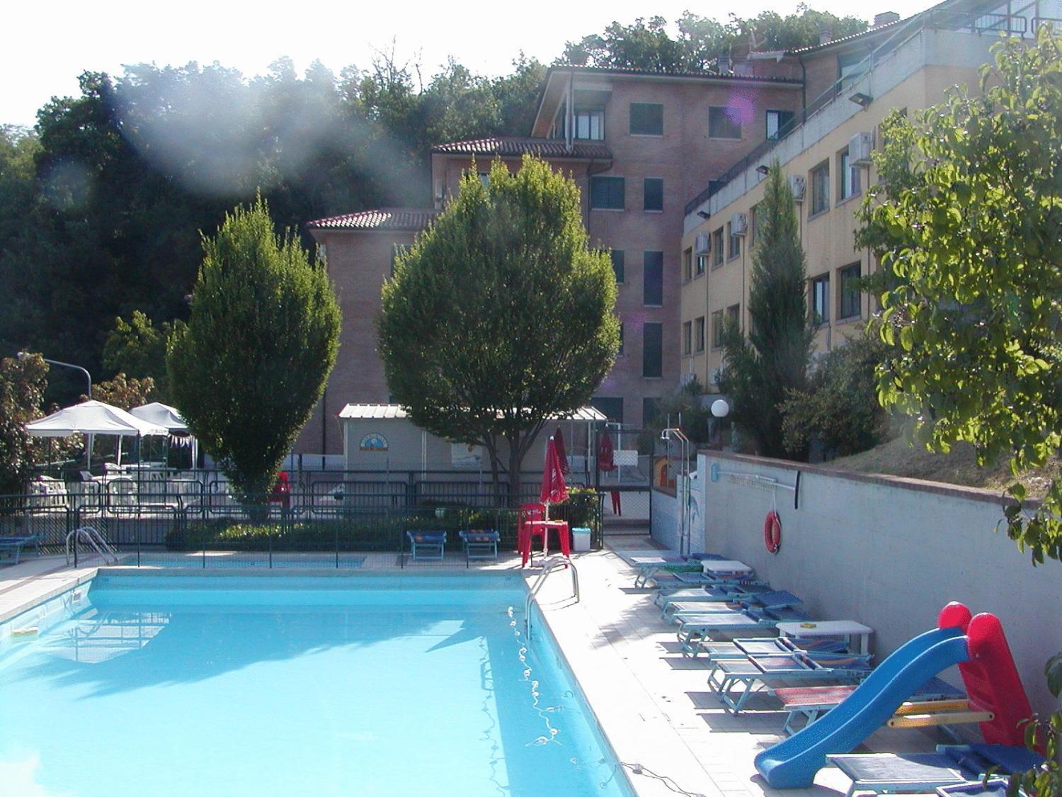 Hotel Tortorina Urbino Buitenkant foto